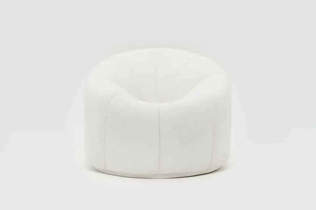 ORD-ARMCHAIR-CHLOE