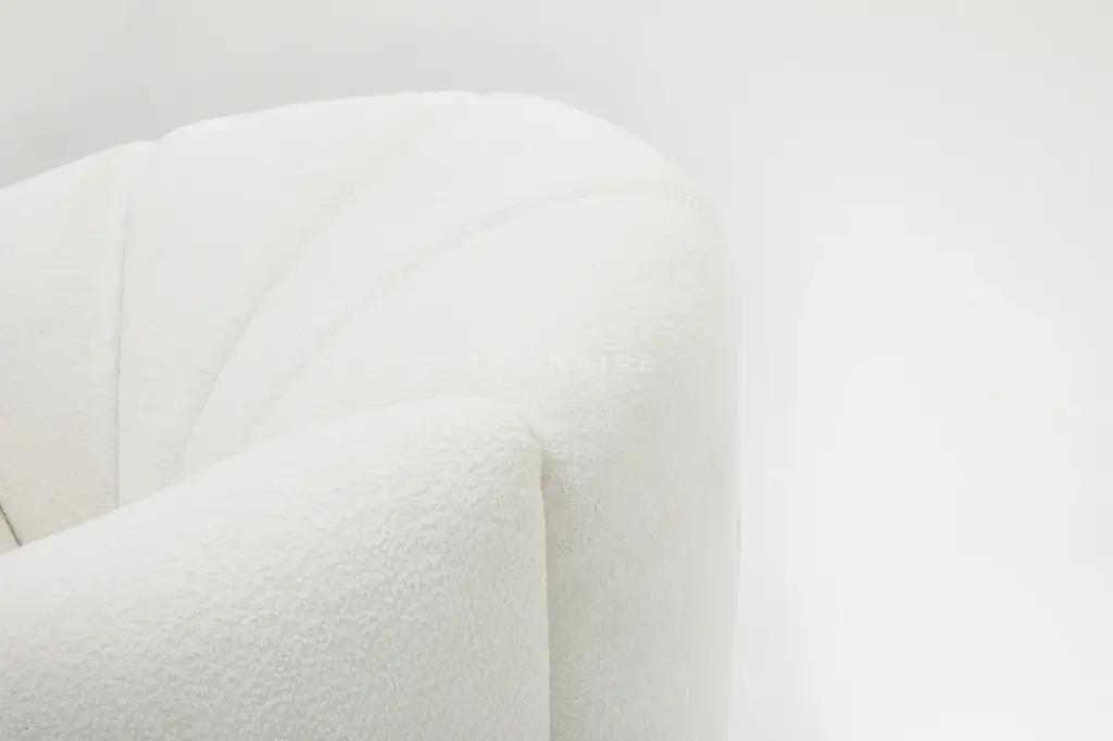ORD-ARMCHAIR-CHLOE
