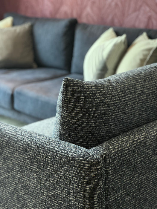 ORD-ARMCHAIR-MILD