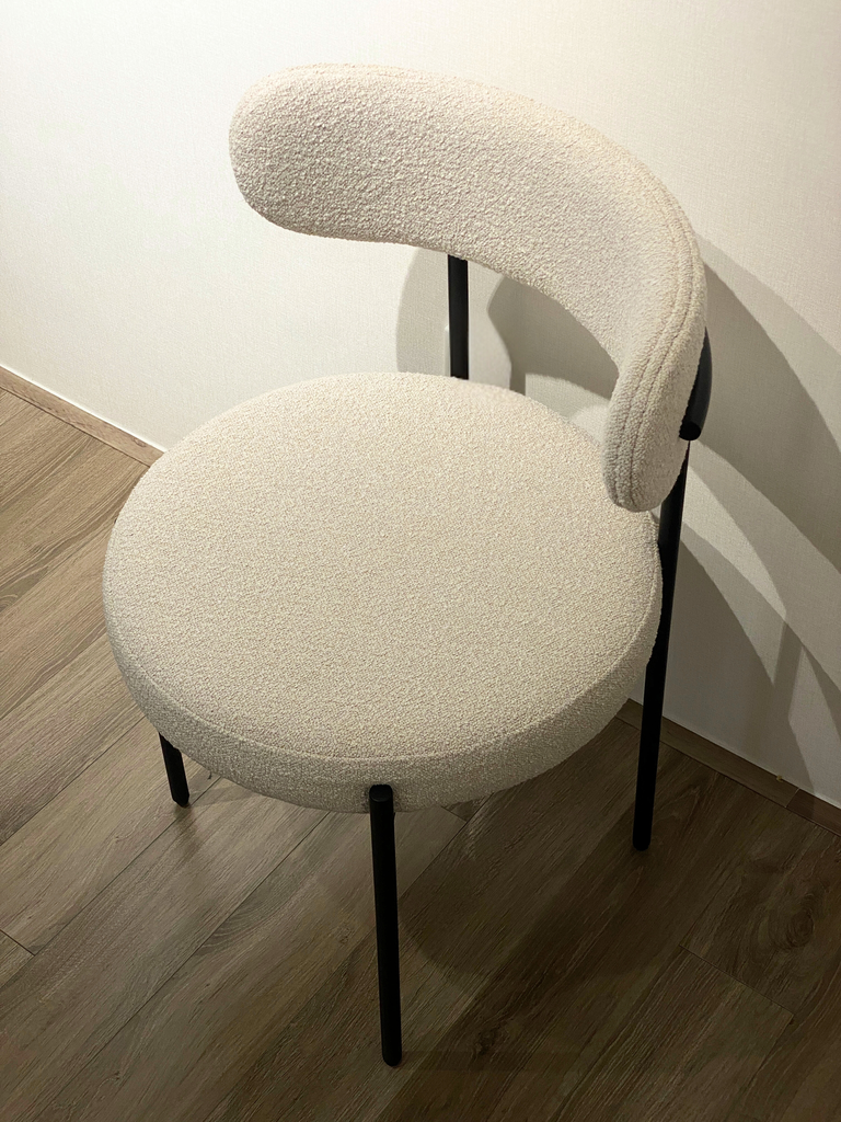 AMBER CHAIR
