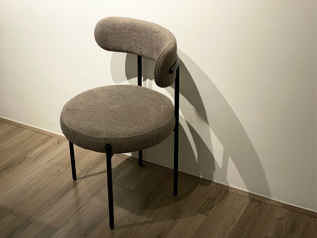 AMBER CHAIR